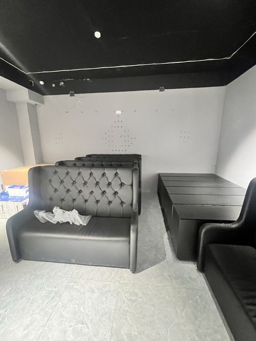 Продаю диваны 6 шт бу стояла в пс клубе