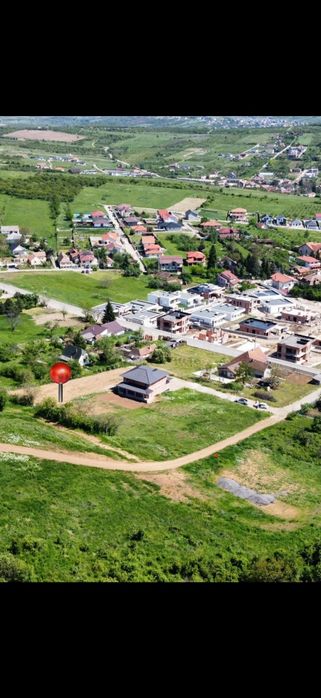 Vind teren pe str Piersicilor (Oradea)