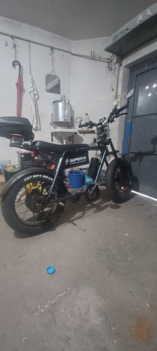 caut garaj sub bloc zona Girocului