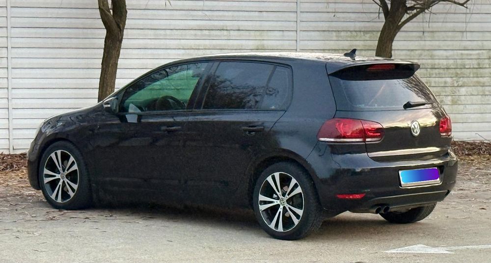 Golf 6--2.0TDI-- 2010--euro5--alcantara--faruri led--stopuri led