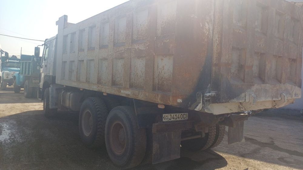 Howo samosval 2011 yil