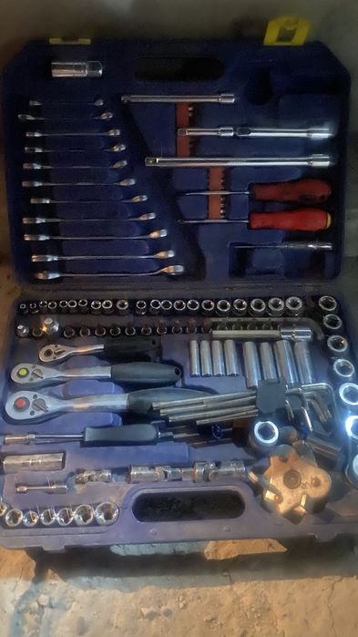 Продам набор ключи