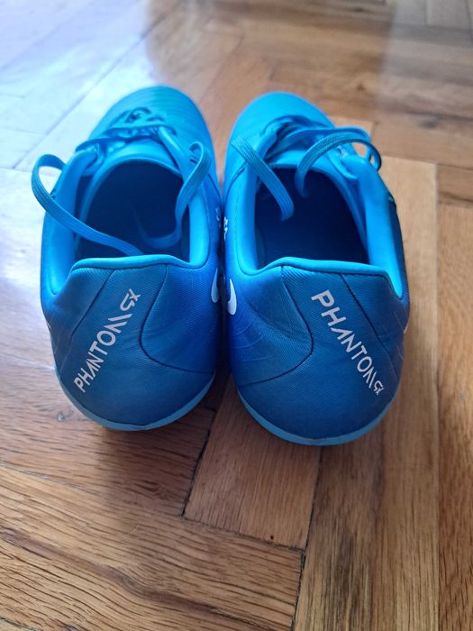 Футболни обувки бутонки NIKE 40 номер