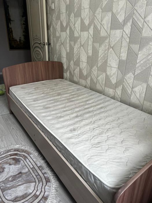 Кровать односпальный