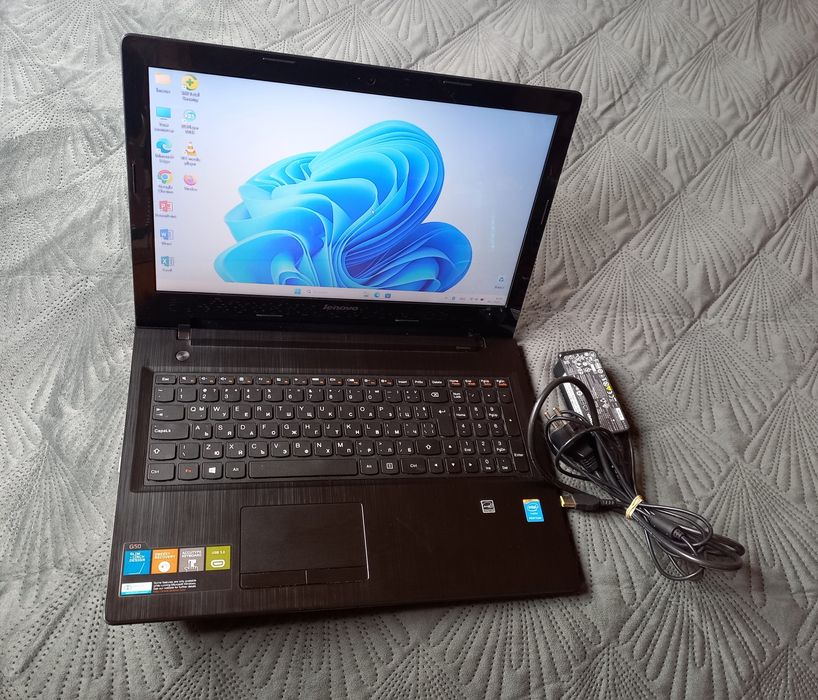 Лаптоп Lenovo IdeaPad G50-30 с 4-ядрен процесор и Windows 11 Pro