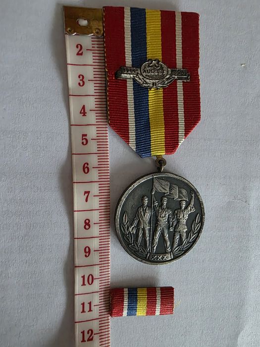 Insigna comemorativă românească veche