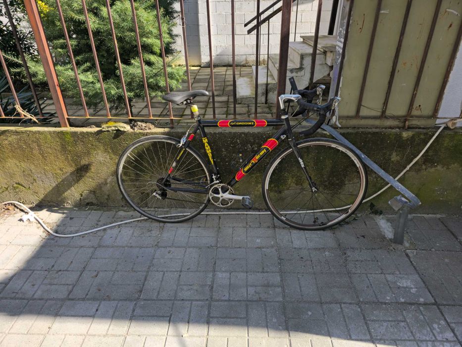 Продавам велосипед шосейка