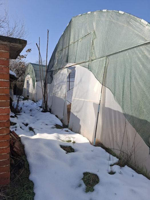 Оранжерии 3 бр.Русенски -Тип зимни с израелски многослоен полиетилен и