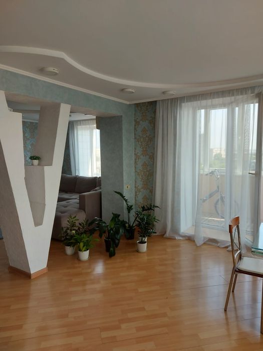 Продам 5-ти комнатную квартиру