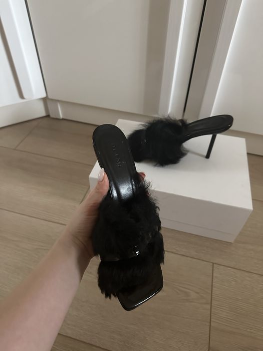 Нови обвуки BY FAR, 35 размер, естествена кожа