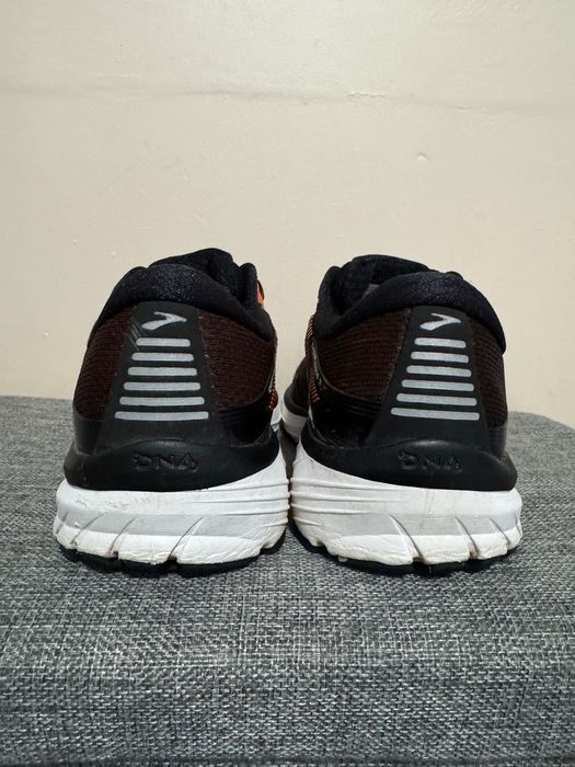 BROOKS Adrenaline GTS 18.