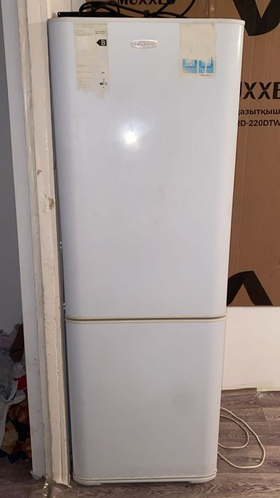 Продам холодильник Бирюса.