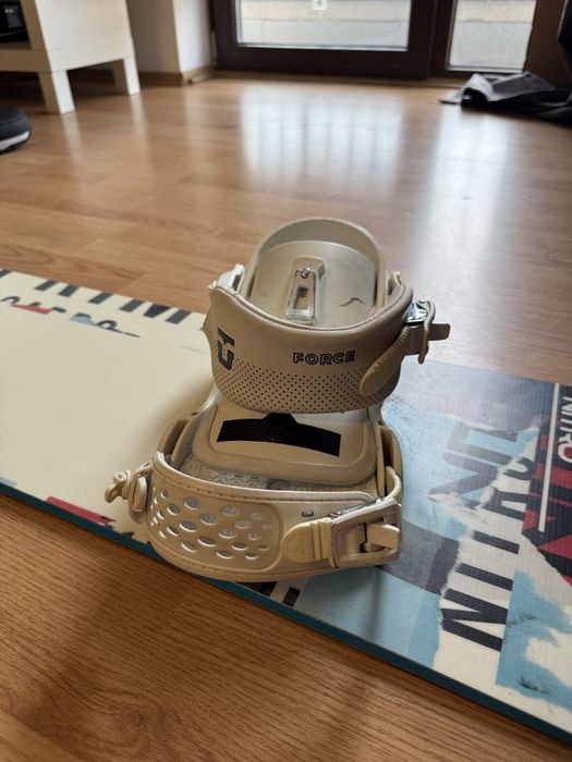 Set complet placa snowboard, boots, legaturi