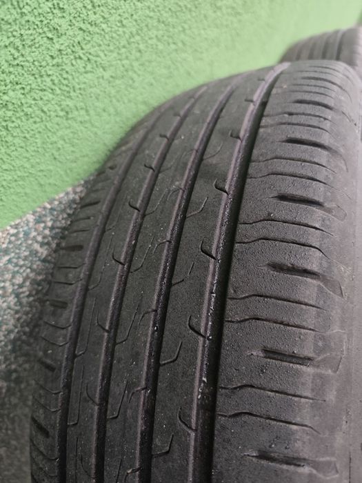 Продават се гумите