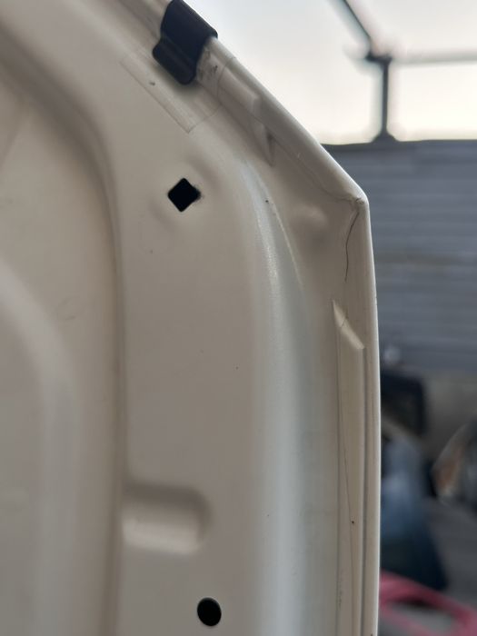 Оригинал капот камри 50