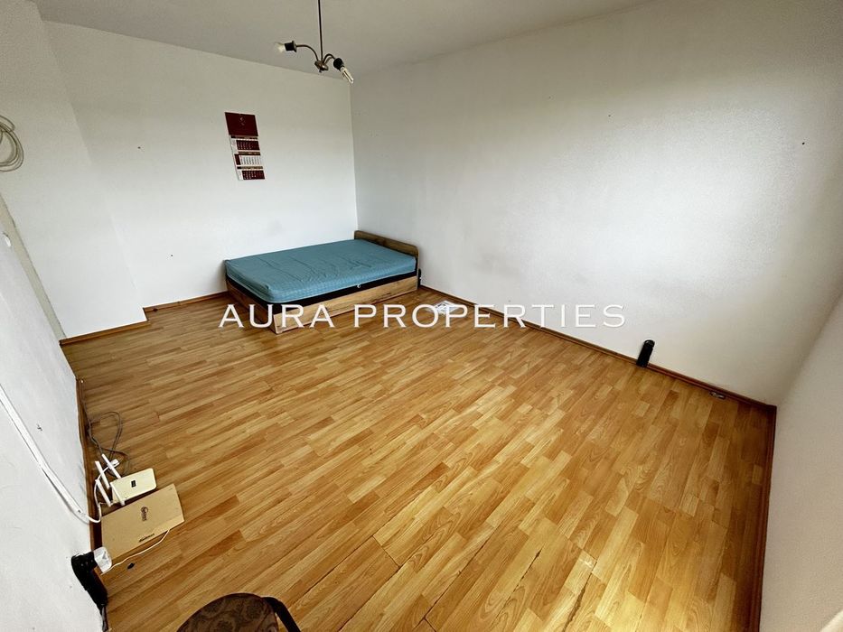 Продава се Едностаен апартамент в Разград, Орел - 40 кв.м за 1135 €/кв.м - Снимка #1