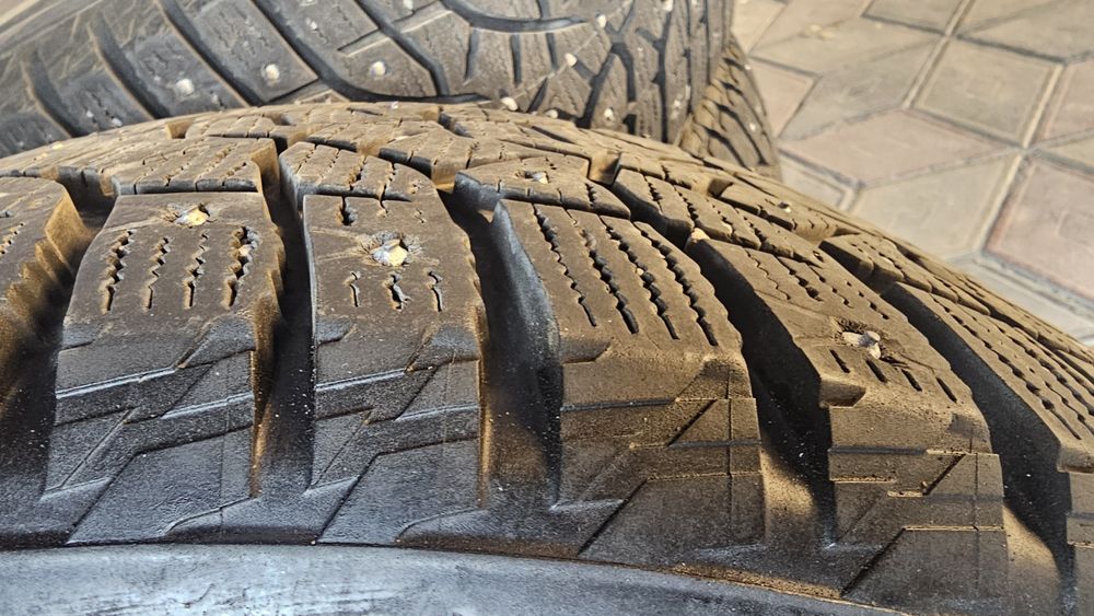 Резина bridgestone blizzak комплект