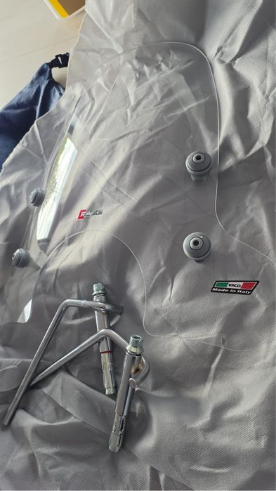 Parbriz mediu FACO Vespa GTS