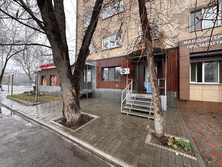 В продаже Магазин Смак Крылова 112