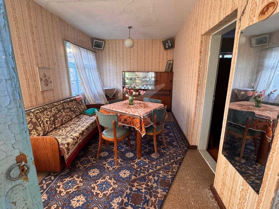 Къща - с. Вратица