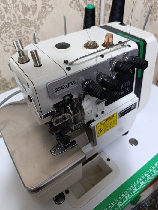 Zoje tikuv mashinasi sotiladi