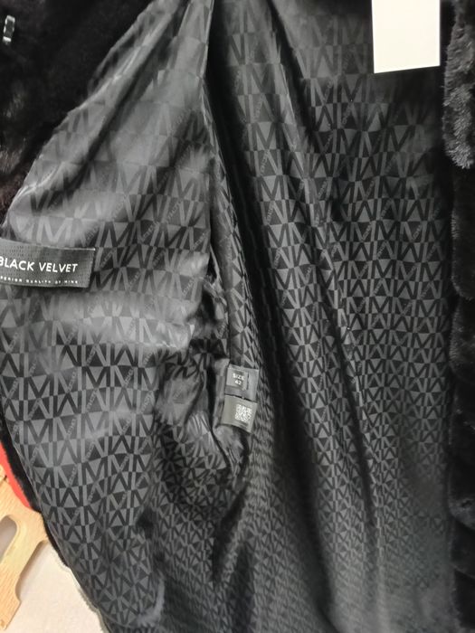 Продам шубу норковую.