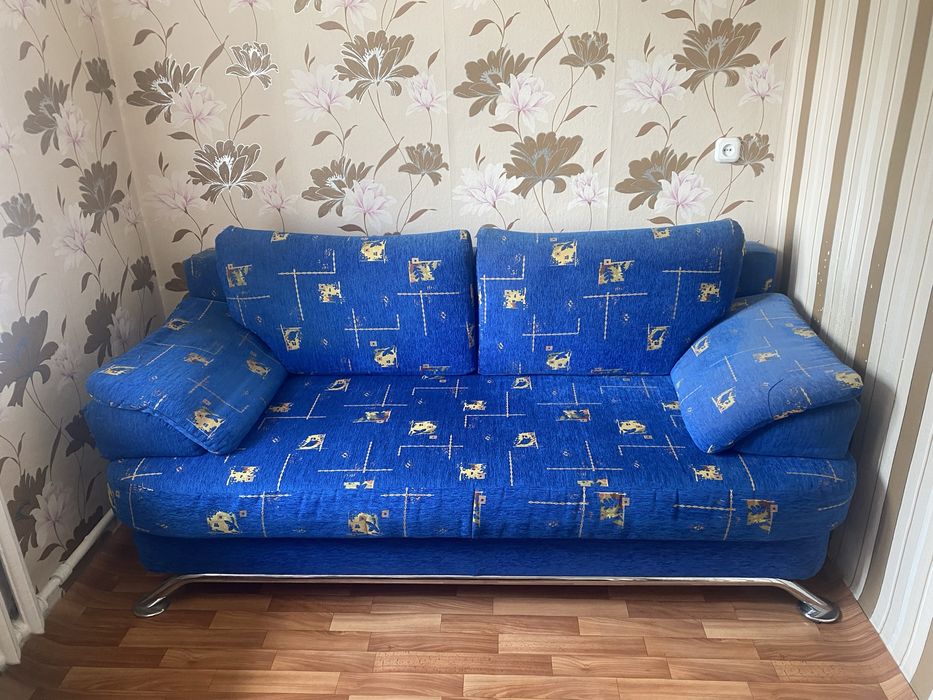 Продам тахту Б/У.