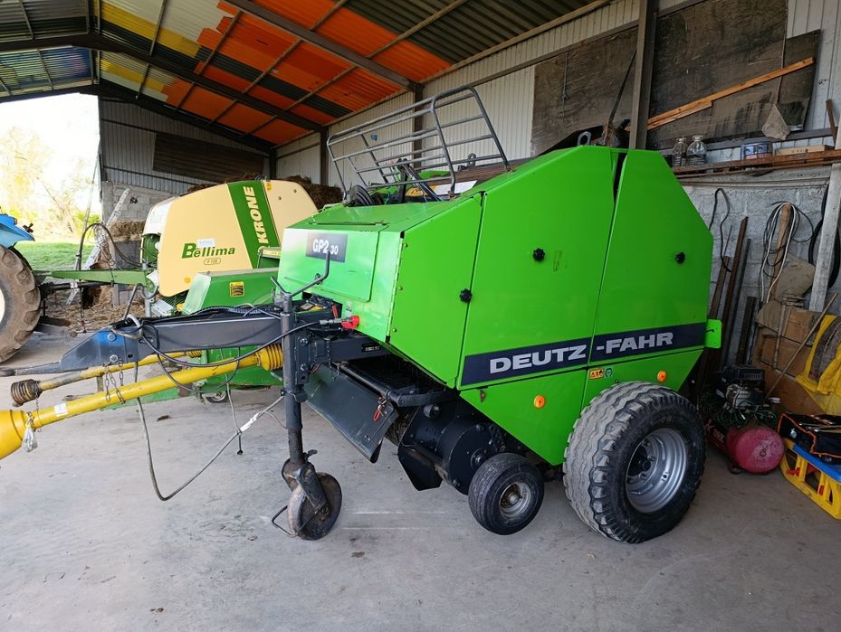 Balotiera welger 53 42 deutz krone John Deere 336