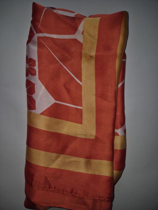 Esarfa patrata material fin Life Kenzo Takada