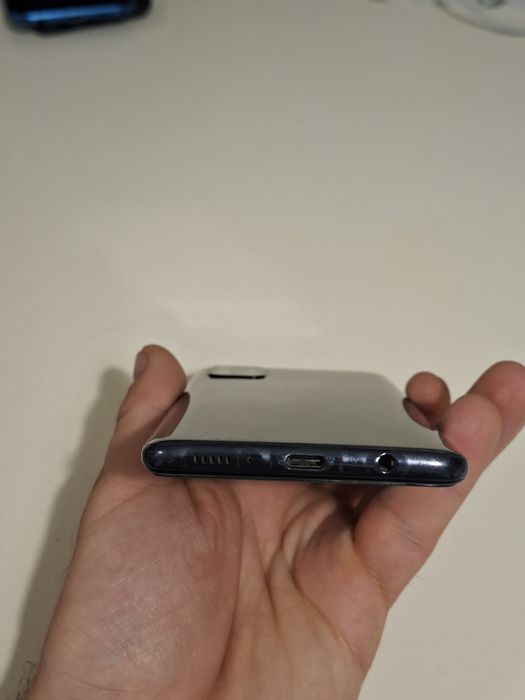 Telefon Samsung A51 128GB - Ecran fisurat