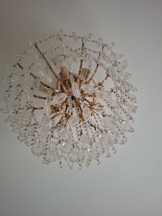 Люстра б/у. Стеклянная.