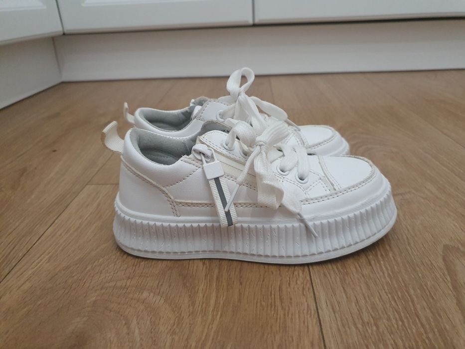 Vând adidasi copii ,marimea 27