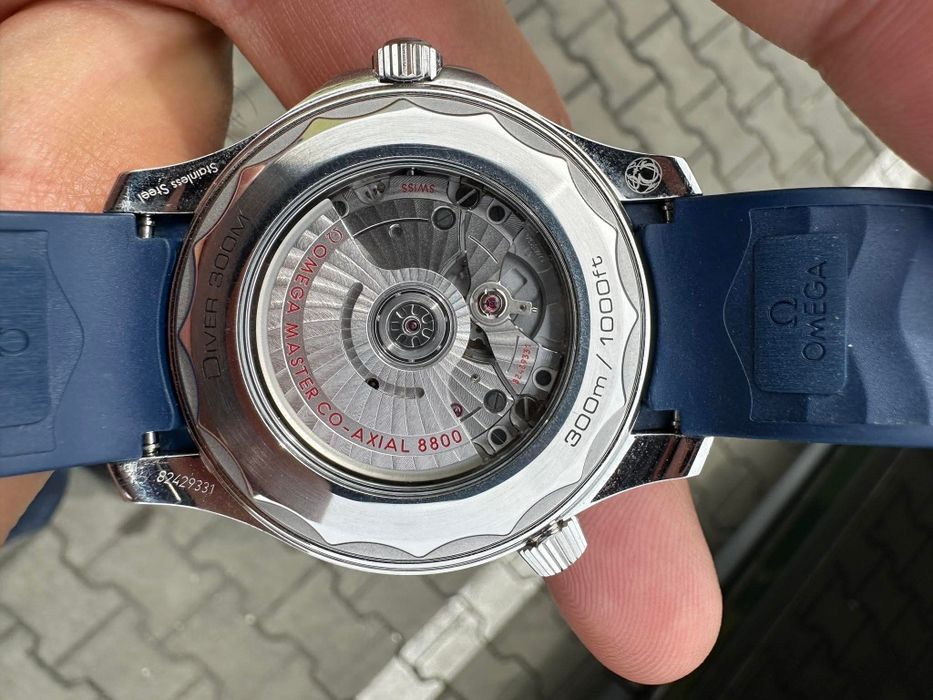 Omega Seamaster 300M Diver Cal 8800 2 bratari