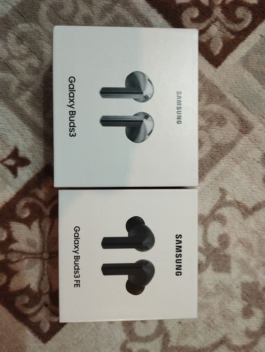 Căști Samsung Buds 3 și 3 FE