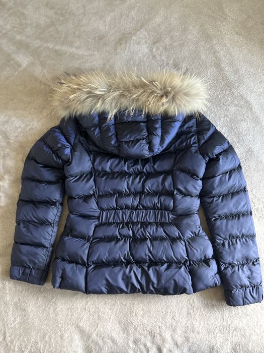 Яке MONCLER размер S