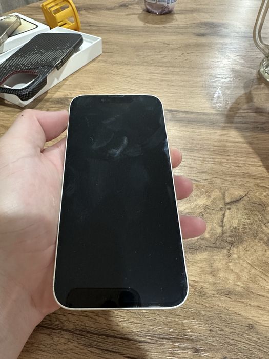 Продам Айфон 14 93% акб