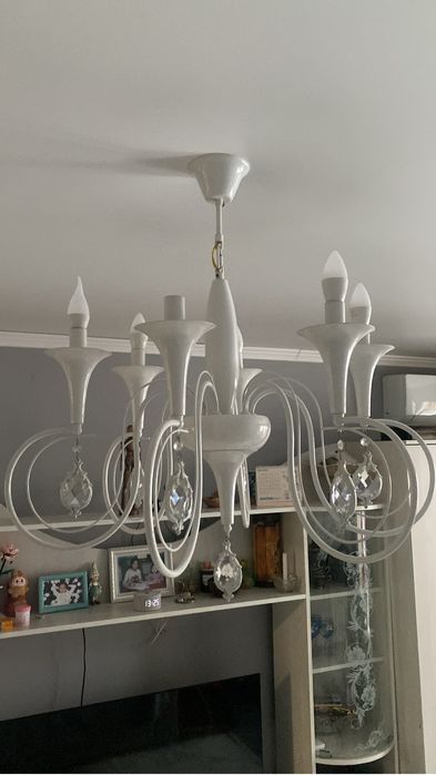 Красивые люстры 2 штуки