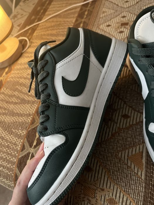 Кроссовки Nike (кожа)