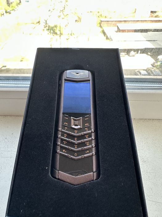 Телефон Vertu Premium