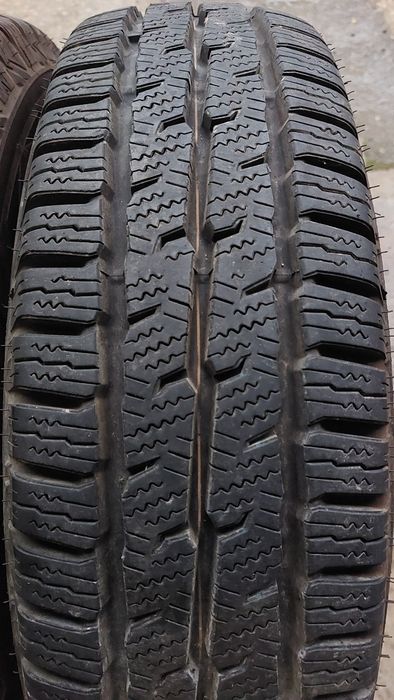 Гуми за Бус 185 R 14 C Toyo 2 броя