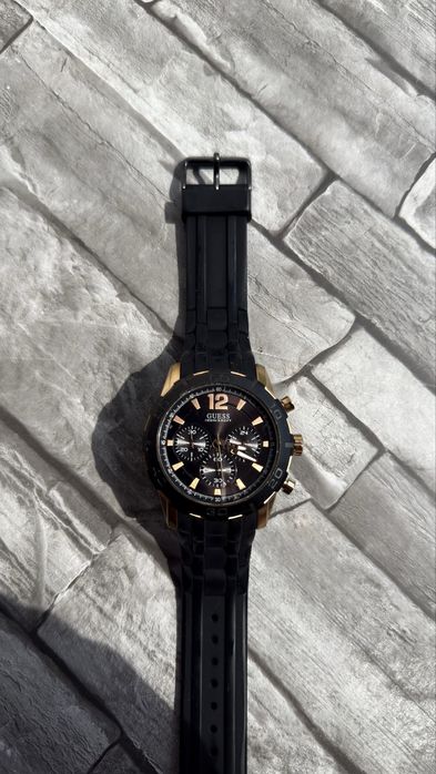 Мъжки Часовник Guess Модел: W0864G2