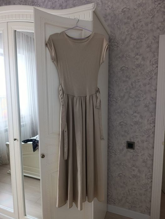 Женские  Платья.