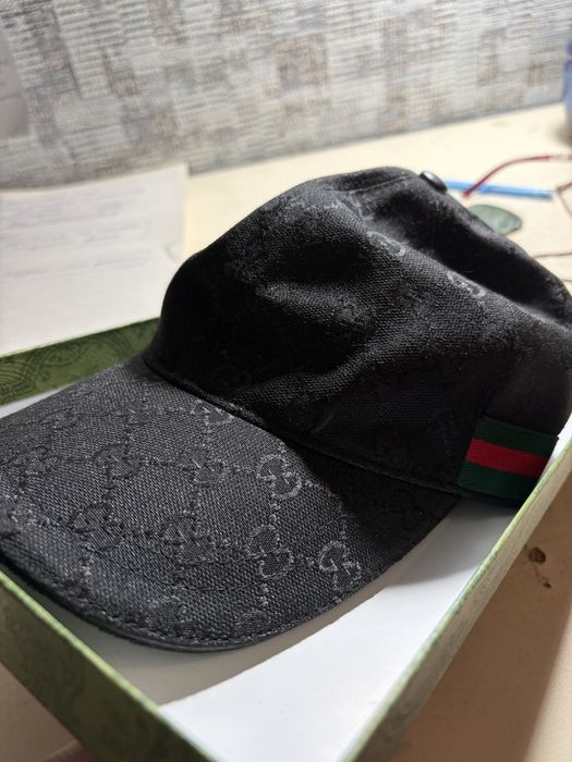 Продам кепку gucci.
