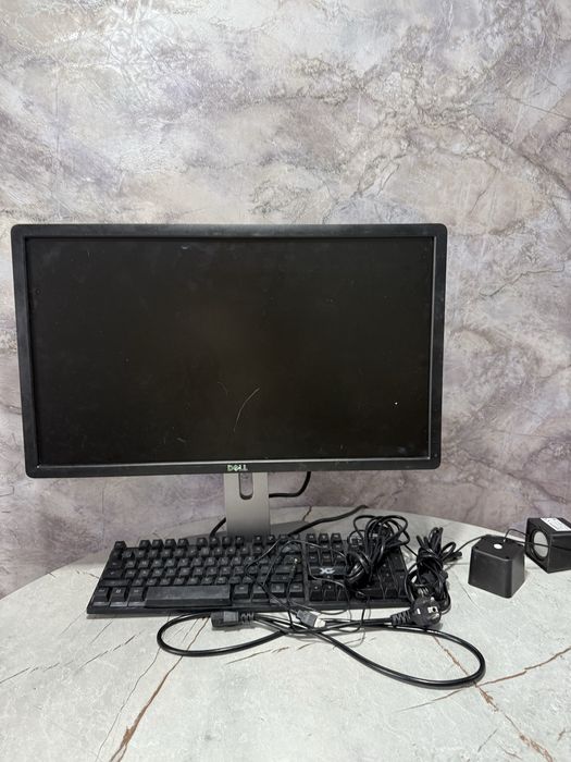 Монитор продам срочно