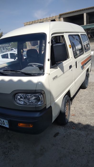 Damas  yangi deyarli