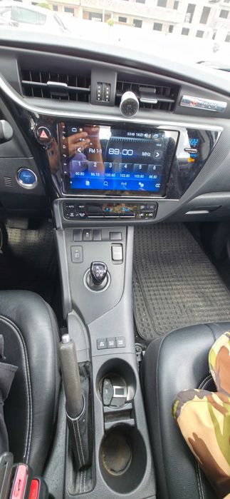 TOYOTA Auris 2018 — imagine 5