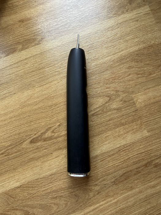 Philips Sonicare DiamondClean 9300 Smart, Black - Excellent Condition
