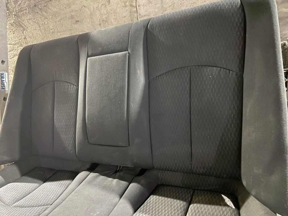 Седалки за Мерцедес W211