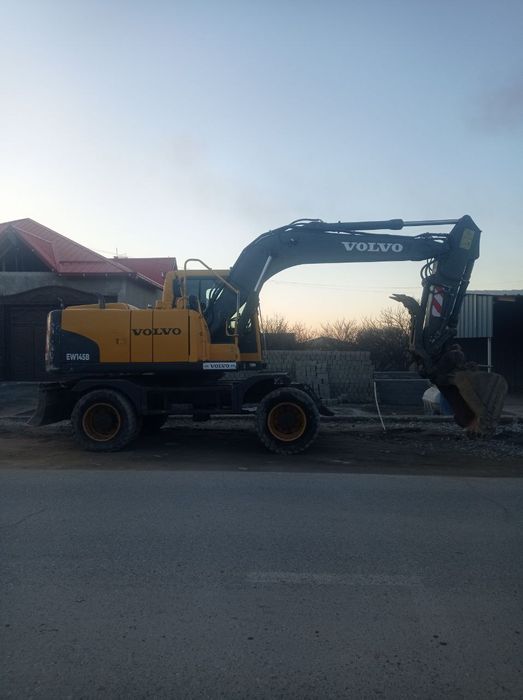 Samarqand boʻylav ekskavator xizmati