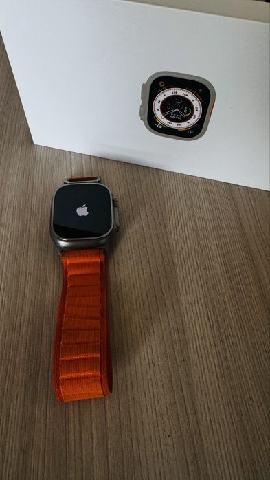 Apple Watch Ultra • 49 мм • Orange Alpine Loop